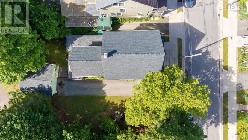 213 Victoria Street — photo 37 of 40