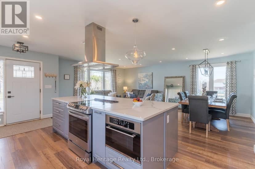 25 Hewson Drive, Port Hope, photo 3