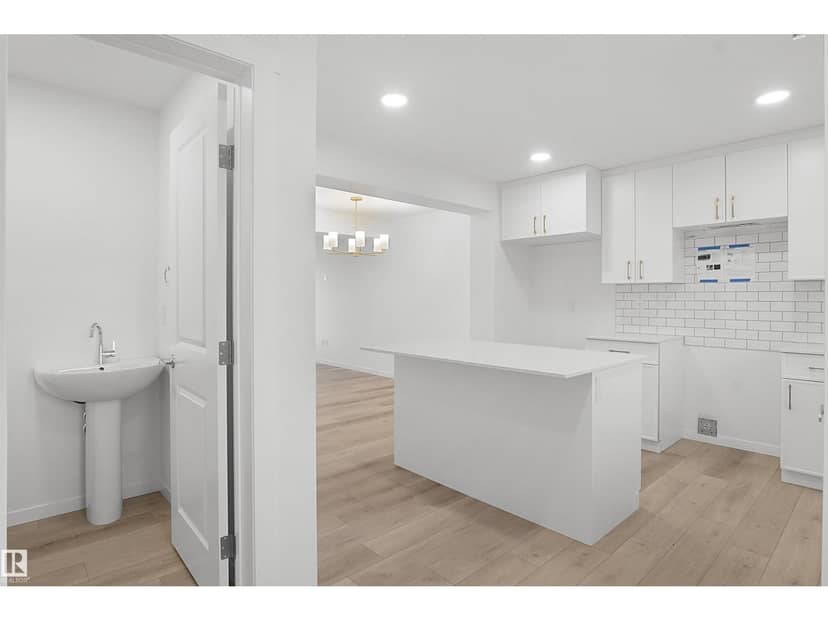 415 Aster Dr NW — photo 15 of 29