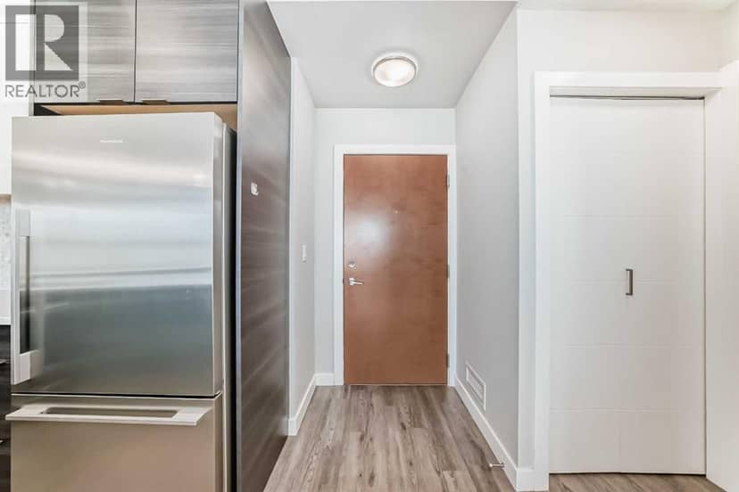 3210, 95 Burma Star Road SW, Calgary, photo 6