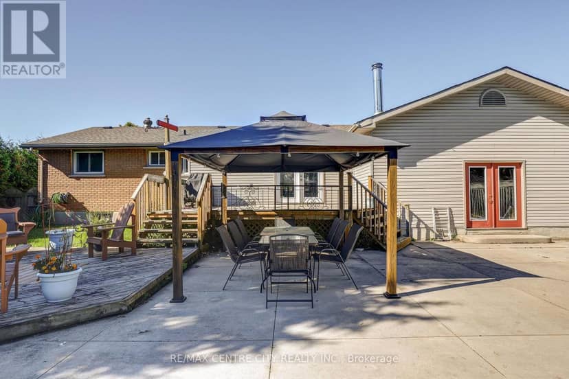 68 Lois Avenue — photo 13 of 40