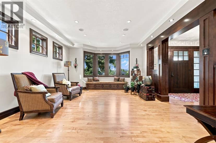 803 25 Avenue NW — photo 13 of 40