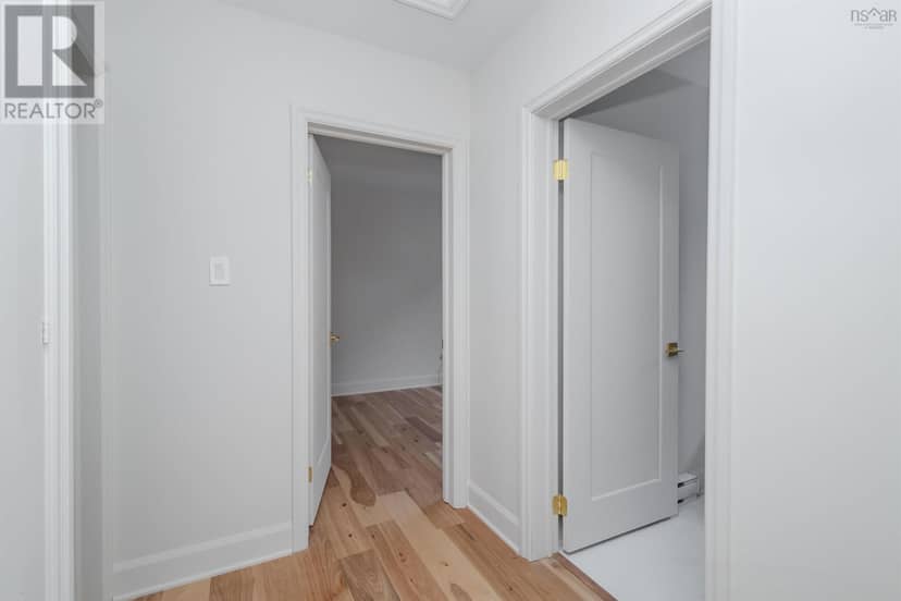19 louisa Street — photo 16 of 34