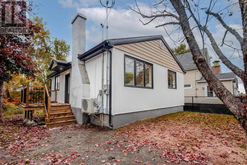 19 louisa Street — photo 2 of 34