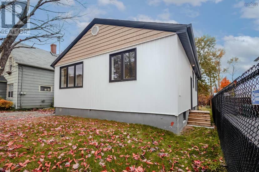 19 louisa Street — photo 5 of 34