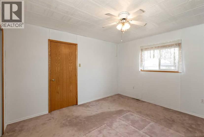 4108 49A Avenue — photo 29 of 40