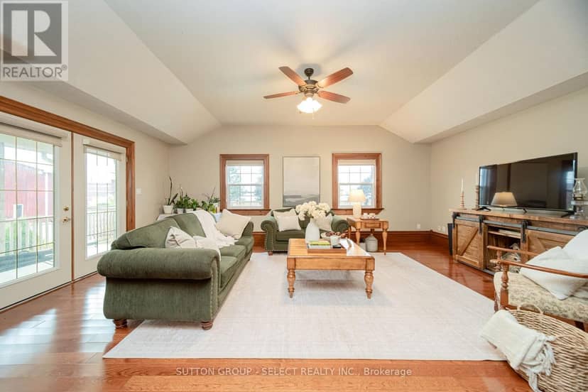 10072 Argyle Street — photo 14 of 40