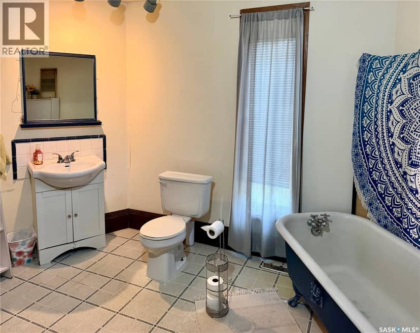 2130 Rae STREET — photo 9 of 25