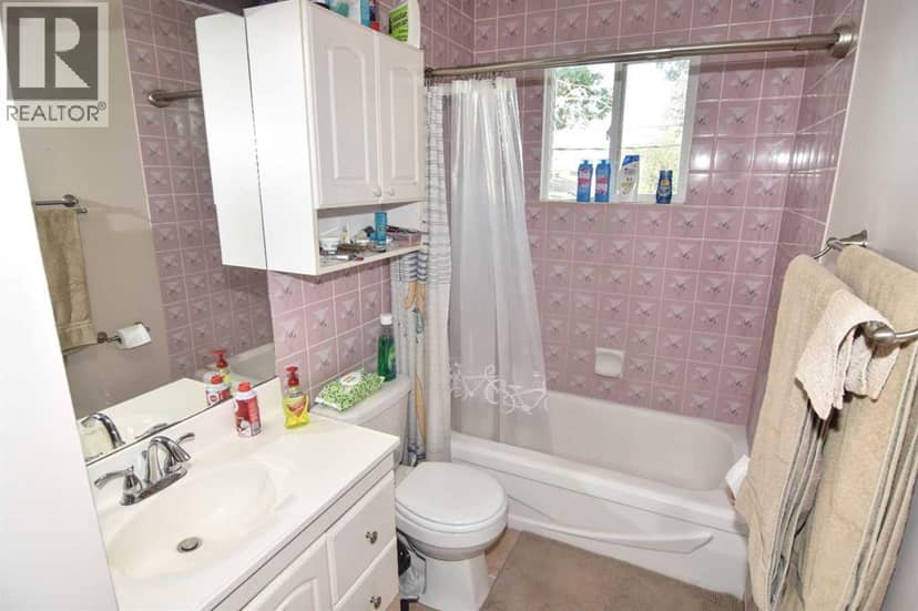 6151 Penworth Road SE — photo 18 of 40