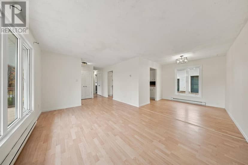 82 River RD — photo 14 of 40