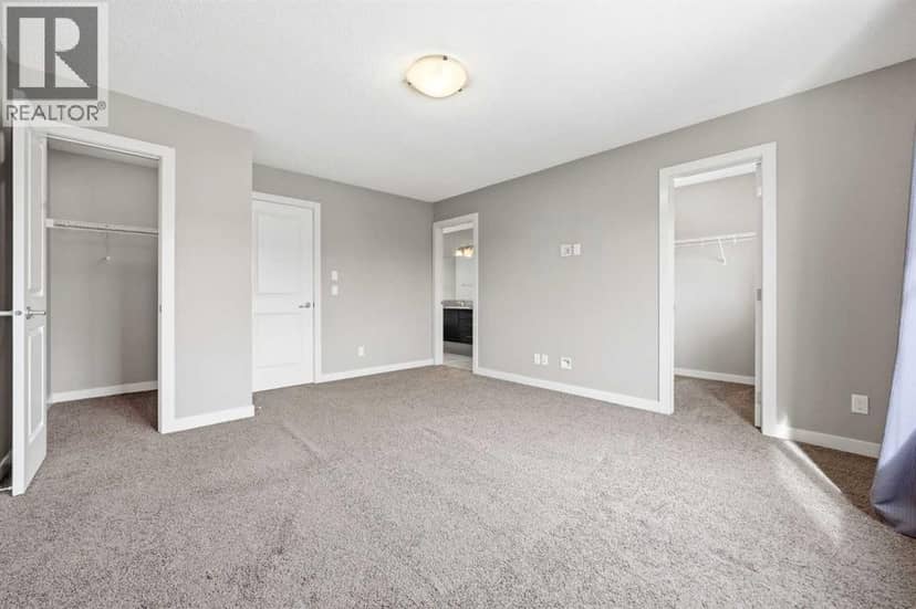 80 Sherwood Crescent NW — photo 18 of 40