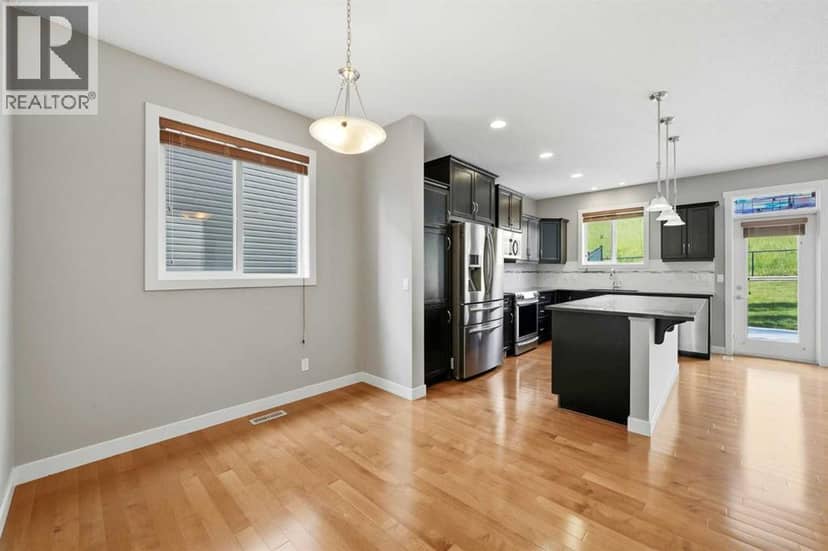 80 Sherwood Crescent NW, Calgary, photo 4