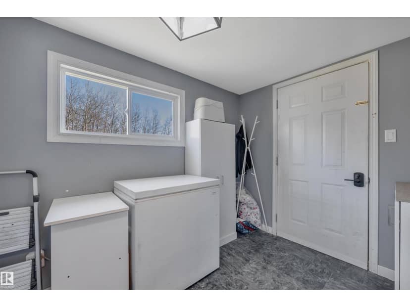 461063 Rge Road 10 — photo 34 of 40