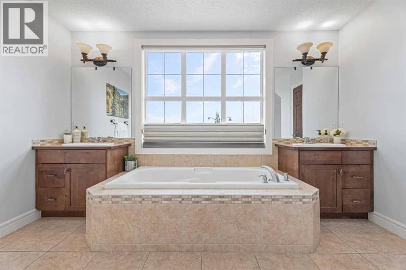 295 Aspen Hills Close SW — photo 27 of 40