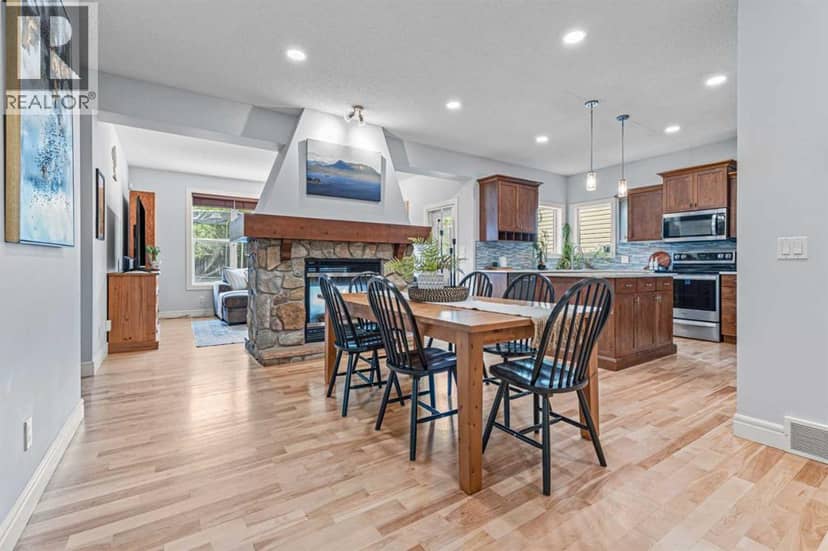 295 Aspen Hills Close SW, Calgary, photo 3