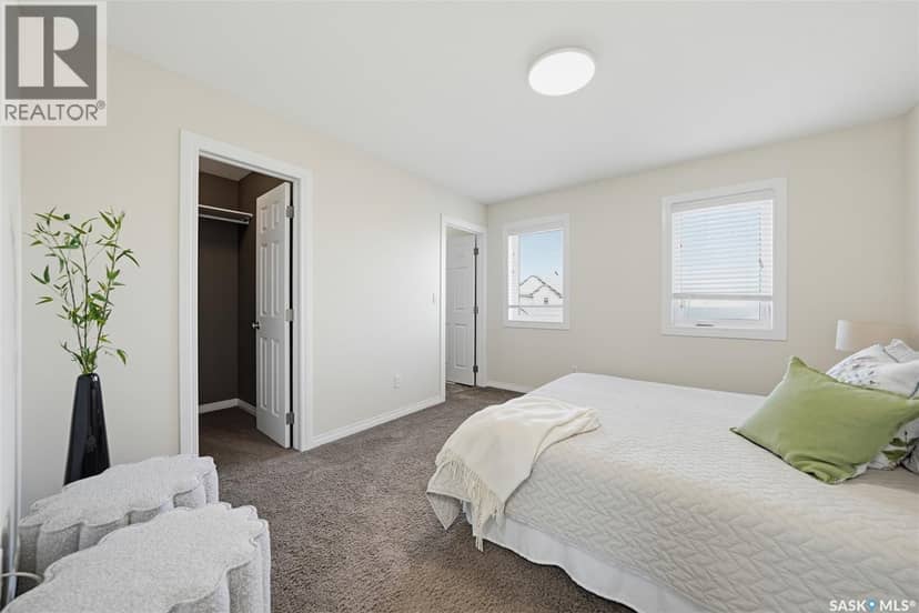 139 Denham CRESCENT — photo 14 of 37