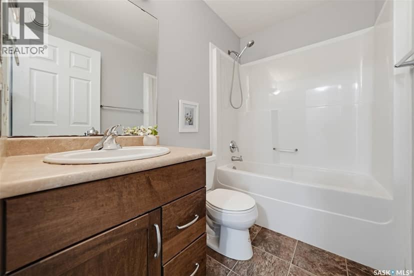 139 Denham CRESCENT — photo 19 of 37