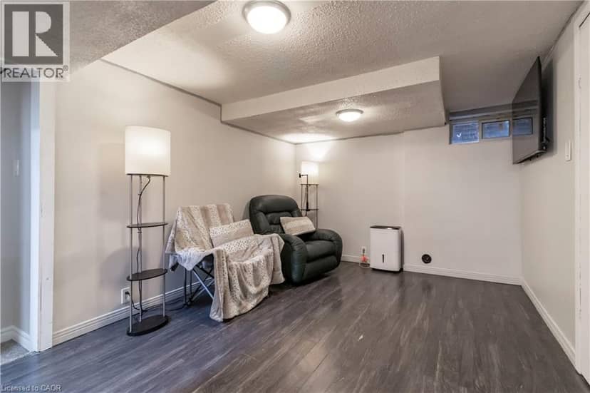 140 ARROWHEAD Crescent — photo 29 of 29