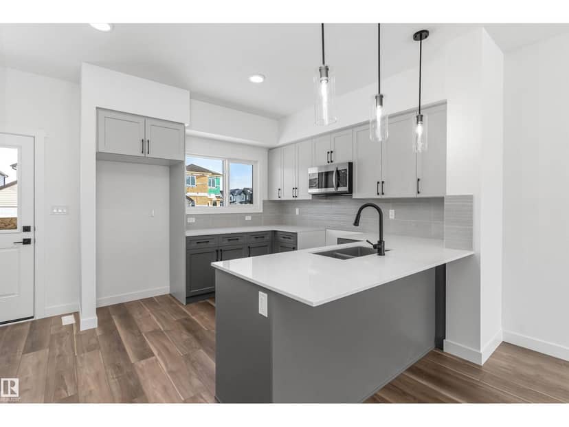4566 Warbler Lo NW, Edmonton, photo 6
