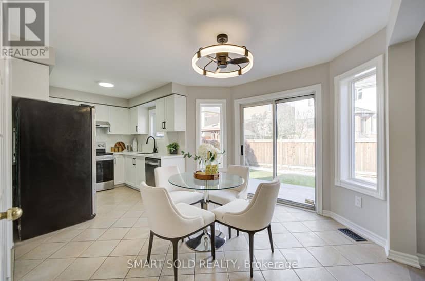 32 Brockman Crescent — photo 19 of 34
