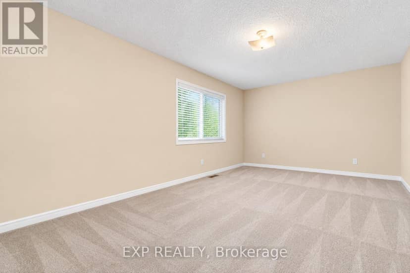 42 Kaitlin Drive — photo 31 of 40