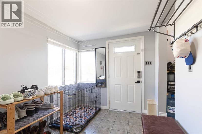 1178 Queen Street SE — photo 25 of 40