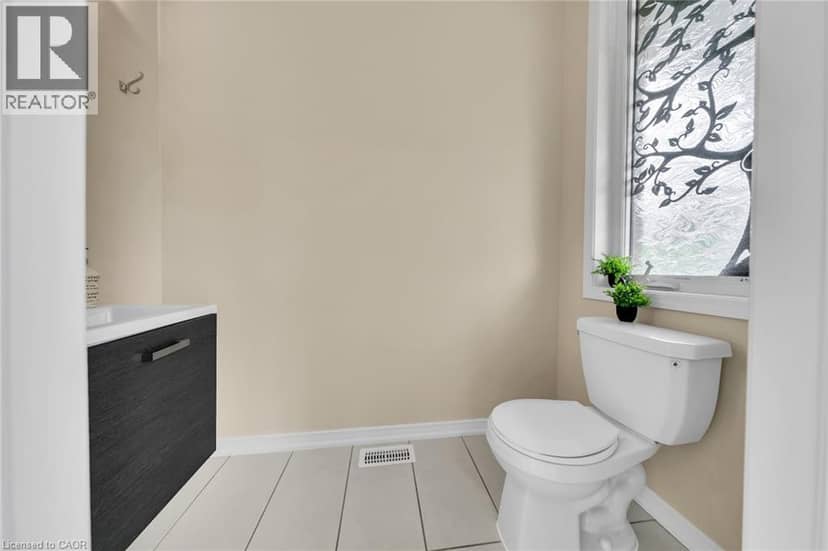 8541 SWEET CHESTNUT Drive — photo 9 of 40