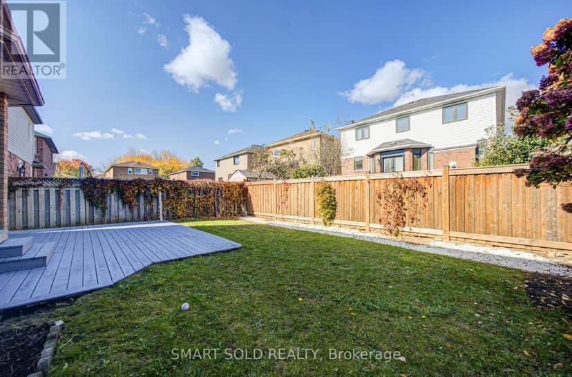 32 Brockman Crescent — photo 33 of 34