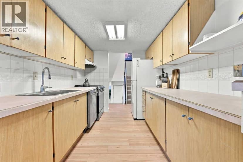 52 Canterbury Gardens SW — photo 13 of 39