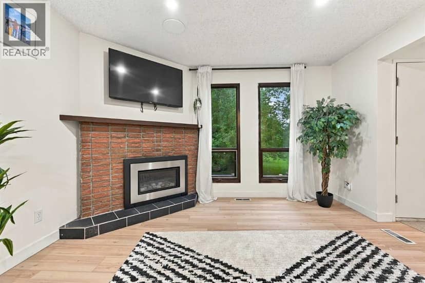 52 Canterbury Gardens SW, Calgary, photo 3