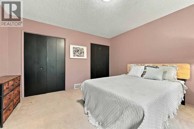 52 Canterbury Gardens SW — photo 18 of 39