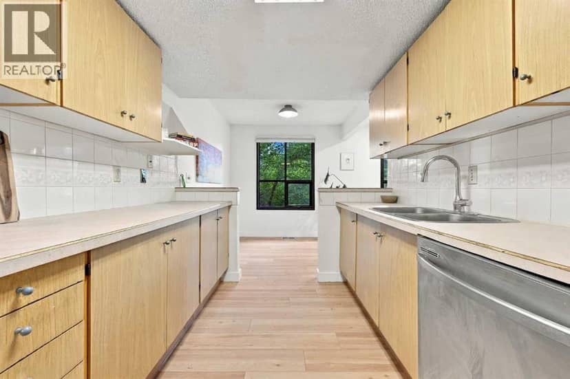 52 Canterbury Gardens SW — photo 12 of 39