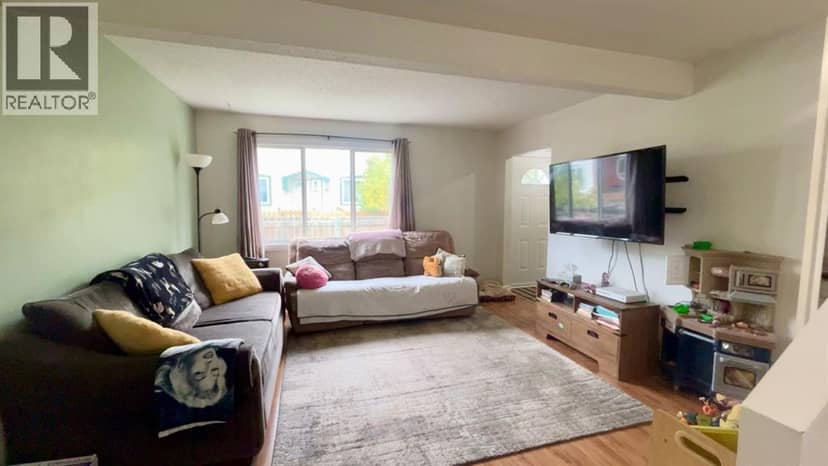 7, 110 Tamarack Avenue — photo 13 of 25