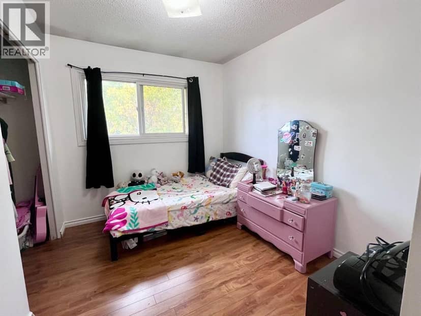 7, 110 Tamarack Avenue — photo 17 of 25