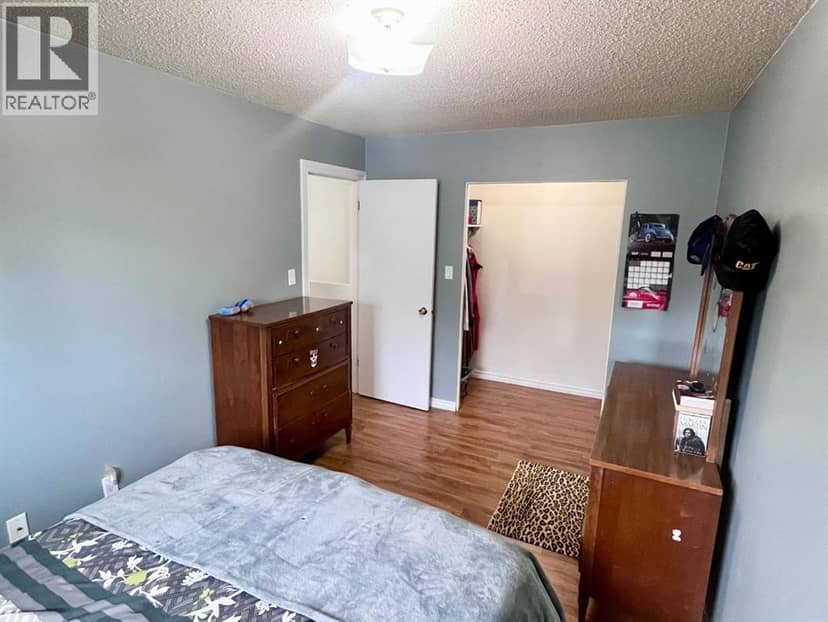 7, 110 Tamarack Avenue — photo 16 of 25