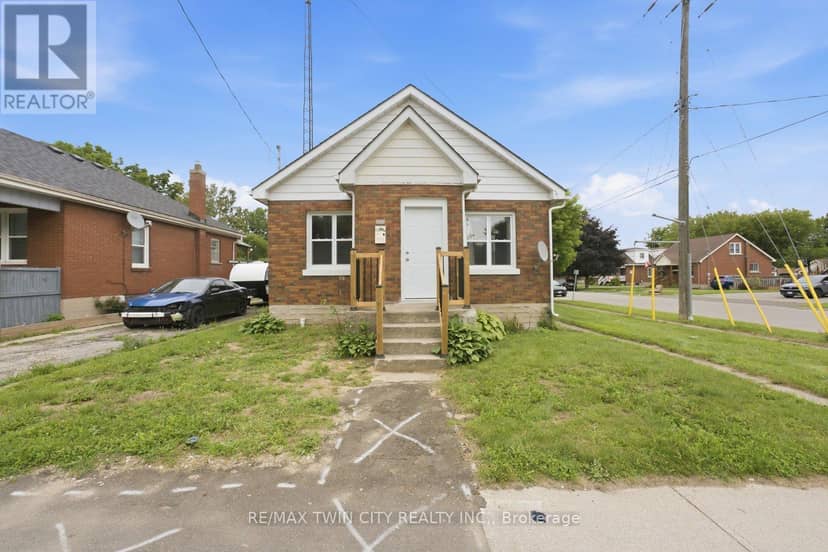 249 Clarence Street, Brantford, photo 2