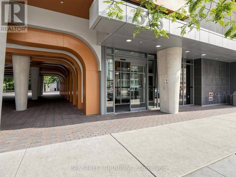 1118 - 525 Adelaide Street W, Toronto, photo 3