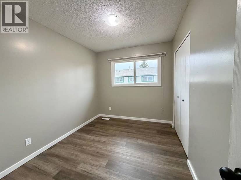 29, 110 Tamarack Avenue — photo 12 of 23