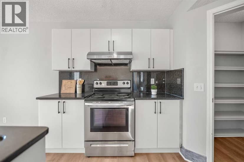 141 Shannon Square SW — photo 10 of 37