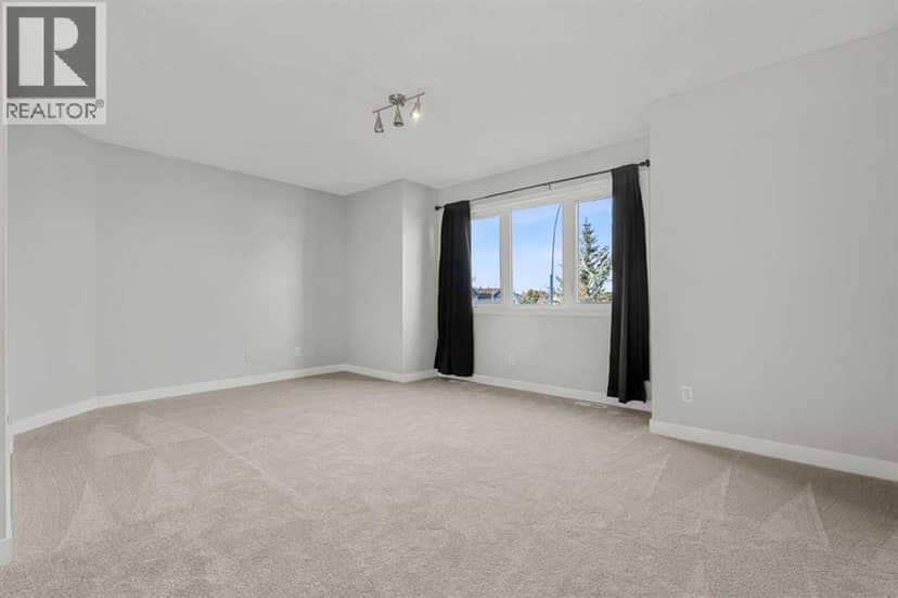 141 Shannon Square SW — photo 15 of 37