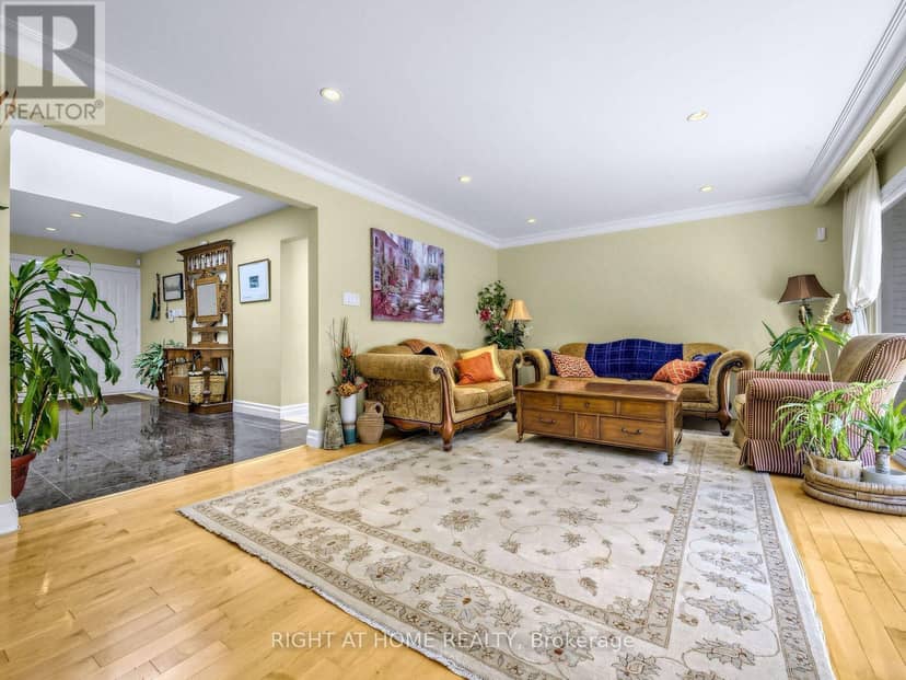 89 Page Avenue, Toronto, photo 7
