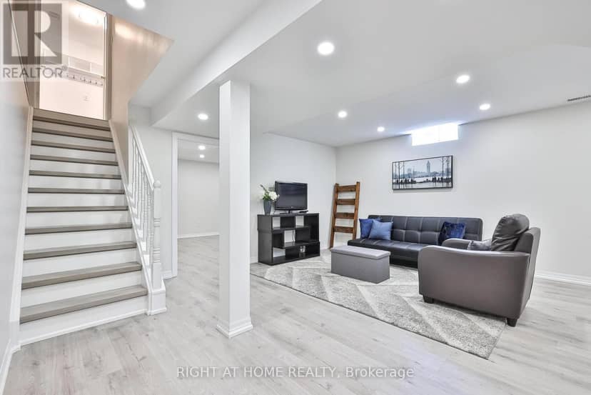 9 Grand Oak Drive — photo 34 of 40