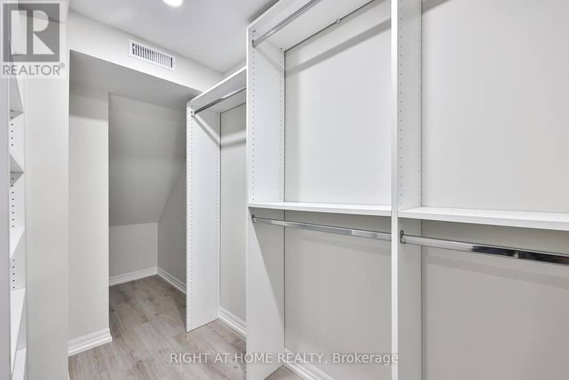 9 Grand Oak Drive — photo 39 of 40