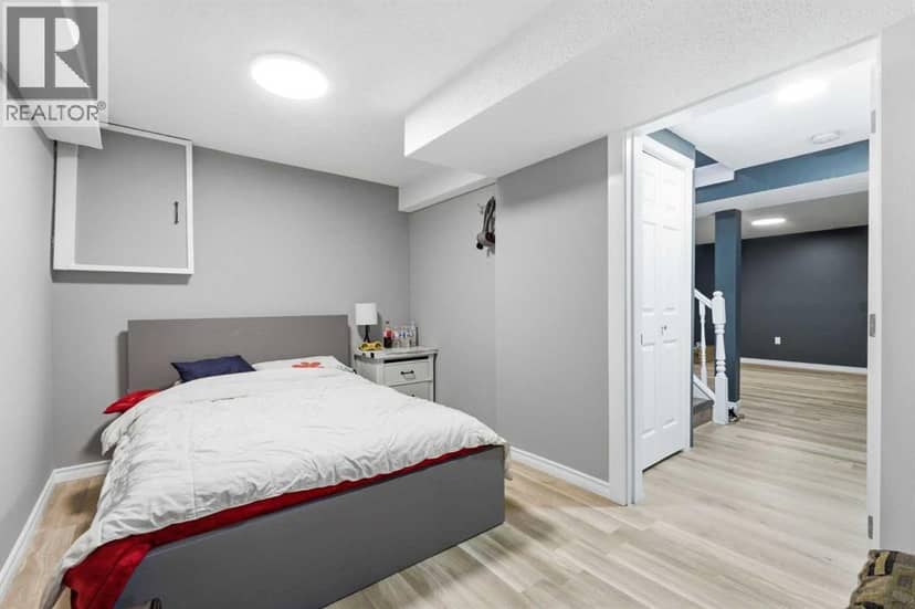227 Abalone Place NE — photo 24 of 34