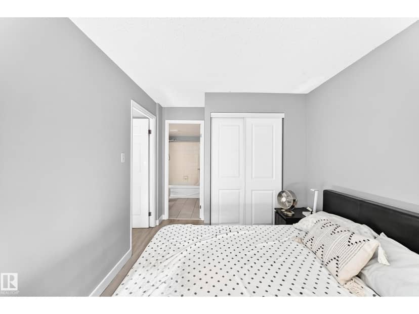 #200 10149 Saskatchewan Dr NW — photo 9 of 25