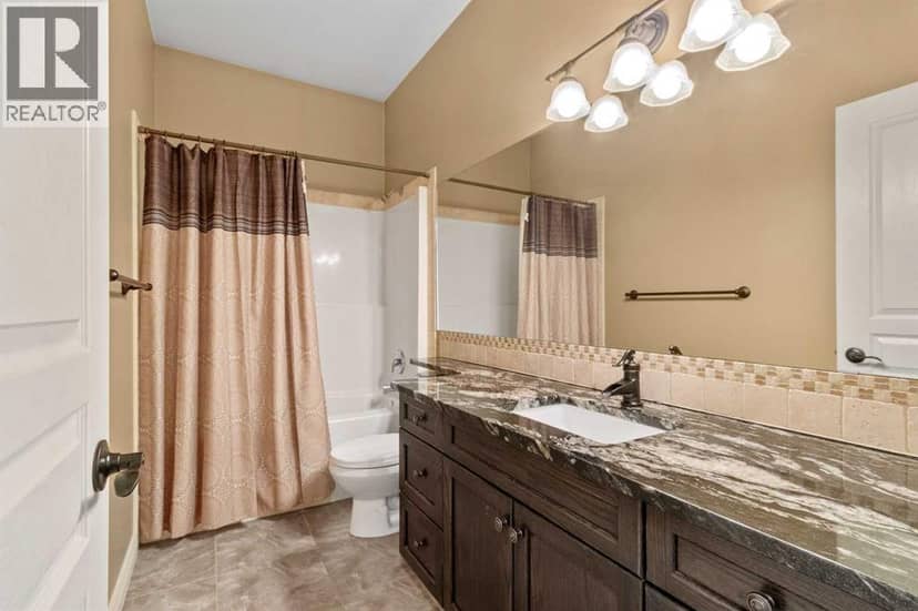 29 Lakeland Road — photo 16 of 29