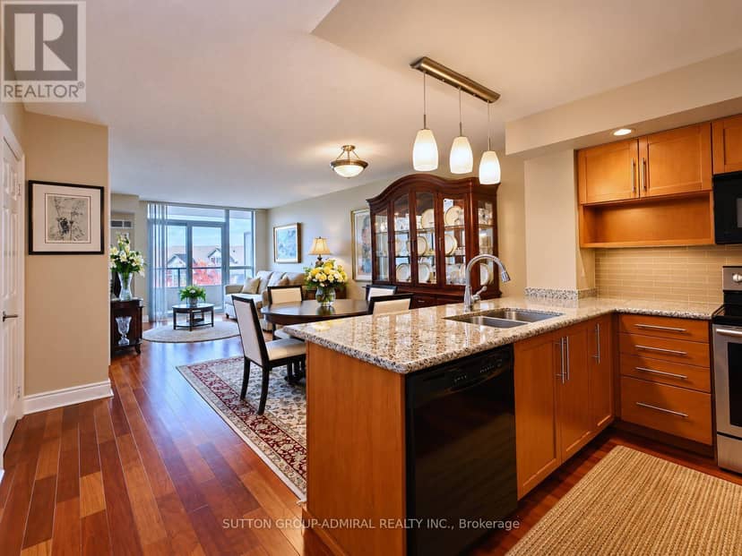 677 - 23 Cox Boulevard, Markham, photo 2