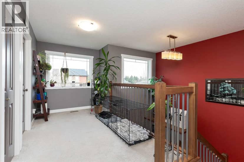 652 19 Street — photo 15 of 38