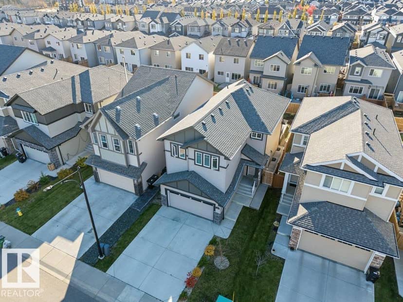 1612 Erker Wy NW, Edmonton