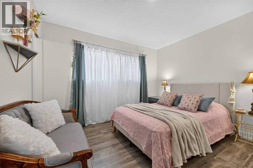 1415 Lake Ontario Drive SE — photo 30 of 40